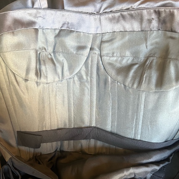 Vera Wang designer Strapless Black silk Cocktail Dress from the Runway - Picture 2 of 9